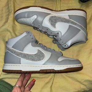 Grey Hightop Nike